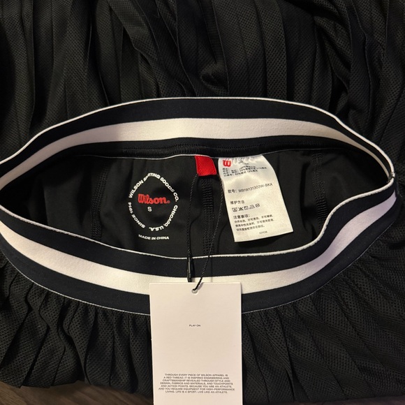 Wilson Limitless Tennis Skirt - Picture 2 of 3